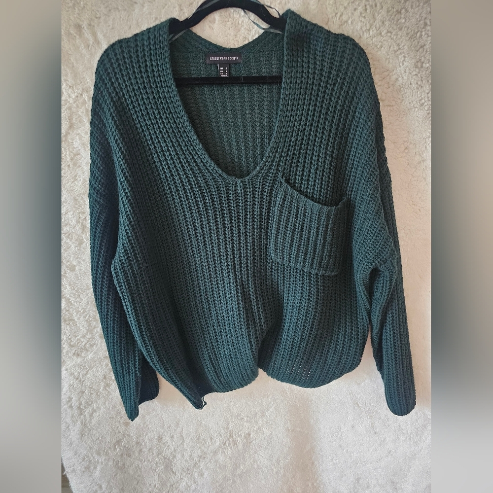 2 For $20- Streetwear Society Green V-Neck Sweater Relaxed Fit